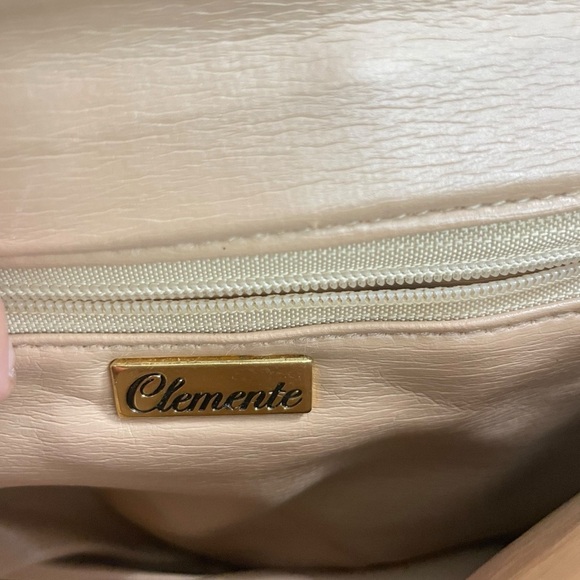 Vintage Clemente Brown Snakeskin
Bow Crossbody Bag - Picture 11 of 16